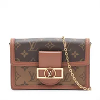 ヴィトン モノグラム・リバース ポルトフォイユドーフィーヌ