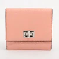 フェンディ ピーカブー 8M0438 レザー 財布 ピンク ABランクの