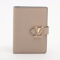 ヴィトン LV ヴェルティカル ウォレット カプシーヌの買取参考