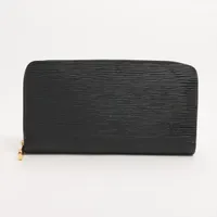 ヴィトン エピ ジッピーウォレット M68755 ラウンドジップウォレット ノワール ＳＡランク