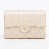 シャネル マトラッセ ラムスキン 三つ折り財布 シャンパンゴールド ゴールド金具 ＡＢランク