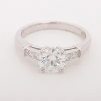 ハリーウィンストン トリスト ダイヤ Pt950 D