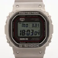 カシオ Gショック MRG-B5000D-1JR TI ソーラー デジタル文字盤 Ａランク