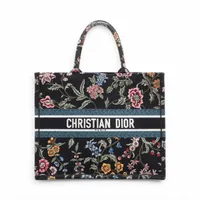 希少品！ 値下げ中!!Dior ディオール　フラワー　ハート　ブックトートラージ ディオール☆ブックトート ラージ 太陽 三日月 ロゴ 刺繍 ギフト