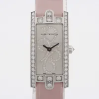 ハリーウィンストン アヴェニューCミニ AVCQHM16WW014 WG QZ シルバー文字盤