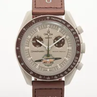 オメガ×スウォッチ スピードマスター ミッショントゥ サターン SO33T100 CE×ナイロン QZ ベージュ文字盤