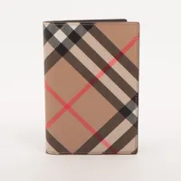 バーバリー PVC×レザー パスポートケース ベージュ Ａランク