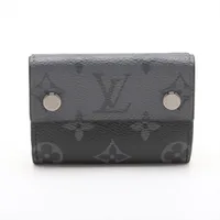 ルイ・ヴィトン モノグラム エクリプス ディスカバリーコンパクト