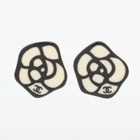 シャネル ココマーク カメリア プラスチック イヤリング(両耳用) 03P アイボリー ＡＢランク