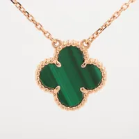 ヴァンクリーフ&アーペル ヴィンテージアルハンブラ マラカイト 750(YG)