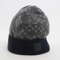 ヴィトン ボネモノグラムフレークス M76039 カシミヤ ニットキャップ MY0199 グレー ＡＢランク