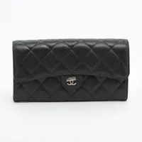 シャネル マトラッセ キャビアスキン フラップウォレット ブラック シルバー金具 ＡＢランク