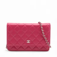 シャネル マトラッセ ラムスキン レッド シルバー金具 ＡＢランク
