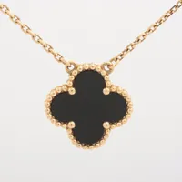 ヴァンクリーフ&アーペル ヴィンテージアルハンブラ オニキス 750(YG)