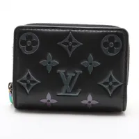 【未使用に近い】現行品★ルイヴィトン モノグラム ジャイアント ルー コンパクト 2025年最新】Yahoo!オークション -ルイヴィトン財布