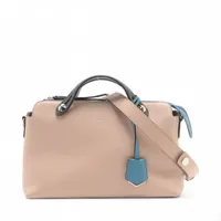 訳あり　FENDI マンマバケット レザー アクセサリーポーチ パープル 紫 大人気【FENDI】ナッパレザー バゲット ミディアムサイズ 淡色