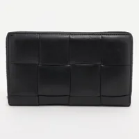 ボッテガヴェネタ マキシイントレチャート カセット レザー ラウンドジップウォレット ブラック ＡＢランク