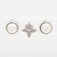 ヴィトン フェイクパール ピアス(両耳用) TE0224 シルバー