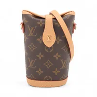 ヴィトン モノグラム フォールド ミー ポーチ M80874 ブラウン