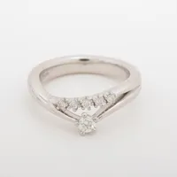 フェスタリア ダイヤ Pt900