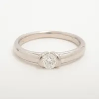 ヴァンドーム青山 ダイヤ Pt1000