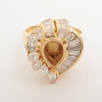 ノンブランド 主石なし ダイヤ 750×金性不明