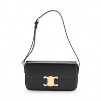 最終お値下げ！7月31日まで　CELINE トリオンフ　ブラックレザーウォレット セリーヌ トリオンフ レザー チェーンウォレット ブラック A
