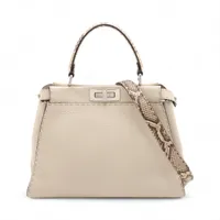 FENDI ピーカブー　レギュラー レザー ハンドバッグ ベージュ 楽天市場】【フェンディ】Fendi ピーカブー レギュラー セレリア