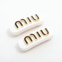 ◇ミュウミュウ◇5ZH011/レザー/ポーチ/ブランド ミュウミュウ 5ZH011 レザー ポーチ ネイビー ABランクの買取