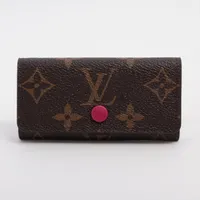 ✨超美品✨ヴィトン ミュルティクレ エピ 4連キーケース 大人気 現行品 LOUIS VUITTON 【LOUIS VUITTON】ルイ・ヴィトン キーケース 4本