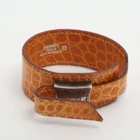 美品 エルメス スカーフ 絹糸の赴くままに シルク100% カレ90 エルメス カレ90 Au FIL de la SOIE 絹糸の赴くままに シルク