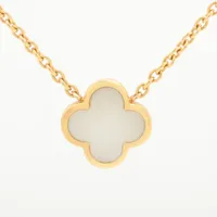 ヴァンクリーフ&アーペル ピュア アルハンブラ シェル 750(YG)