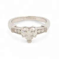 ハリーウィンストン ハートシェイプ トリスト ダイヤ Pt950