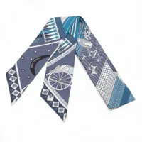 美品　HERMES カレ90 サンスーシ宮殿 ネイビー系 SANSSOUCY 美品 HERMES カレ90 サンスーシ宮殿 ネイビー系 SANSSOUCY