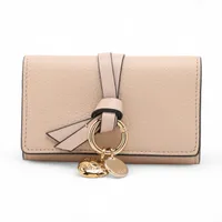 クロエ アルファベット レザー キーケース ピンクベージュ