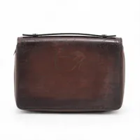 ベルルッティ カリグラフィ レザー ラウンドジップウォレット ブラウン