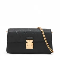 ヴィトン モノグラム アンプラント ウォレット オン チェーン メティス M82637 ブラック