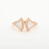 ブルガリ ディーヴァドリーム シェル ダイヤ 750(PG)