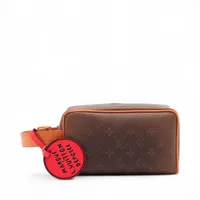 ヴィトン モノグラムエクリプス ロッカー ドップキット M83113 A