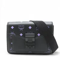 MCM レザー×スタッズ バックパック/リュック ブラック ABランクの