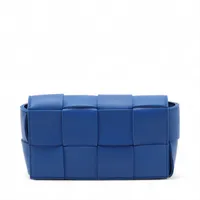 ボッテガヴェネタ マキシイントレチャート カセット レザー コンパクト