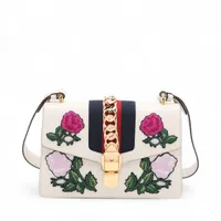 グッチ シルヴィ レザー 2WAYショルダーバッグ ホワイト