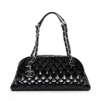 シャネル マトラッセ ラムスキン クラッチバッグ がま口 ブラック