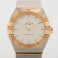 オメガ スピードマスター デイト 日本限定2009本 323.30.40.40.01.001