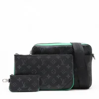 ヴィトン モノグラムエクリプス トリオ メッセンジャー M26052 ブラック