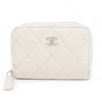 シャネル マトラッセ キャビアスキン ホワイト シルバー金具