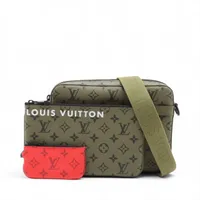 ルイ・ヴィトン トリオ メッセンジャー M23783の買取実績価格一覧