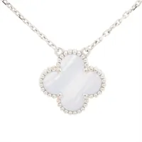 ヴァンクリーフ&アーペル ヴィンテージアルハンブラ カルセドニー 750(WG)