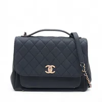 シャネル ビジネスアフィニティ ラージ キャビアスキン ネイビー ゴールド金具