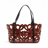 ロエベ リピートアナグラム アベニュー レザー チェーンショルダー